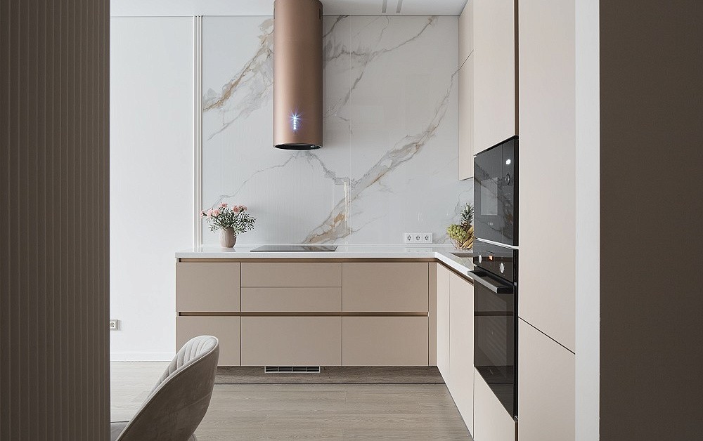 Нежная кухня с продуманным хранением