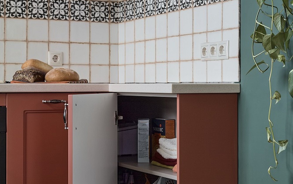 Необычная мандариновая кухня в сталинке