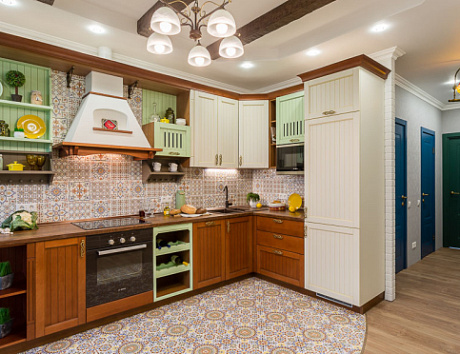 Коричневая кухня в Чите