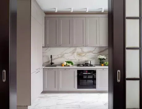 Коричневая кухня в Санкт-Петербурге