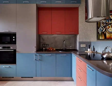 Серая кухня в Чите