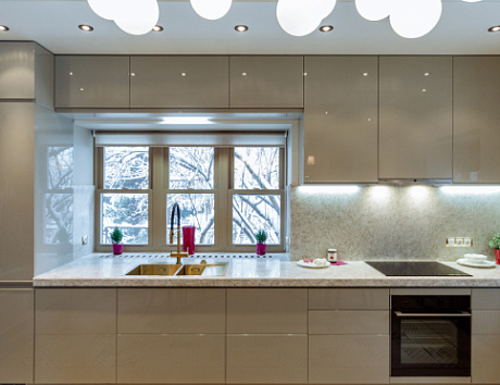 Глянцевая кухня в Ростове-на-Дону