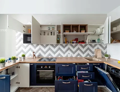 Синяя кухня в Твери