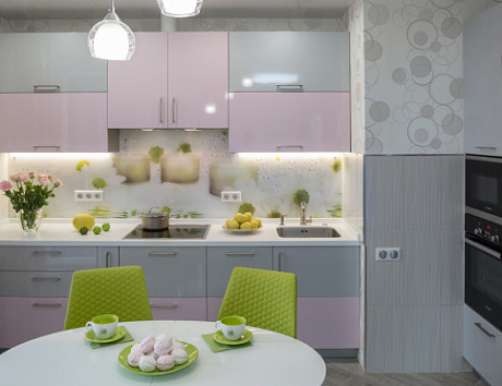 Серая кухня в Чите