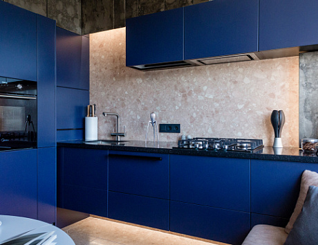 Синяя кухня в Твери