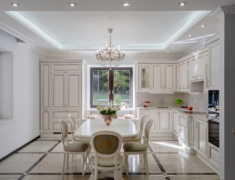 Белая кухня в Мурманске