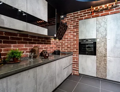 Коричневая кухня в Новосибирске