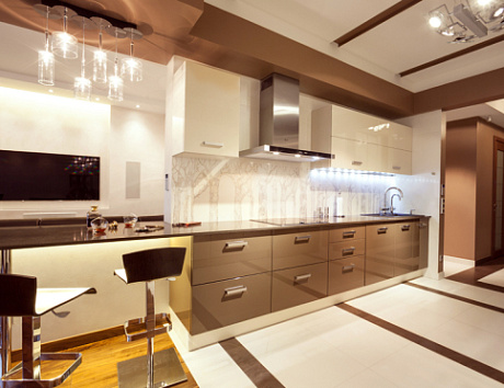 Коричневая кухня в Чите