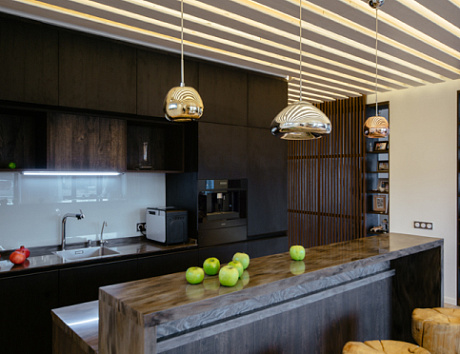 Коричневая кухня в Анапе