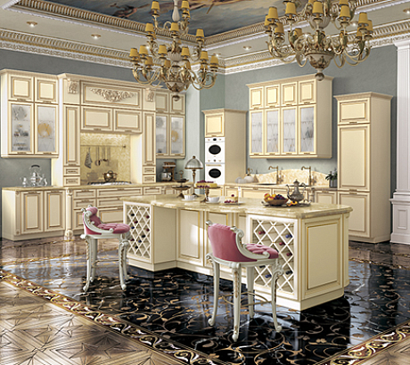 Кухня Виконт ваниль с золотой патиной