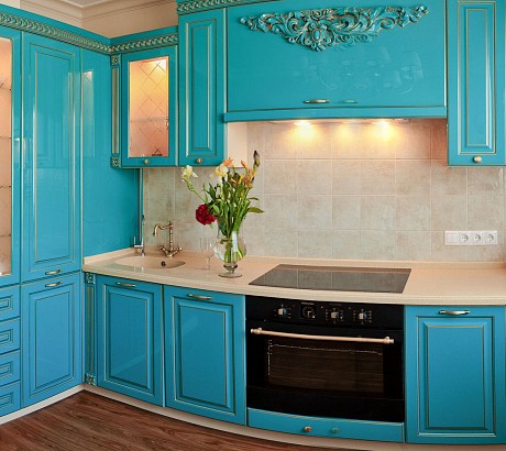 Кухня Айвори с патиной (Театро)